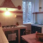 So Near To Downtown * Triest