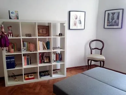 Apartment So Near To Downtown Triest